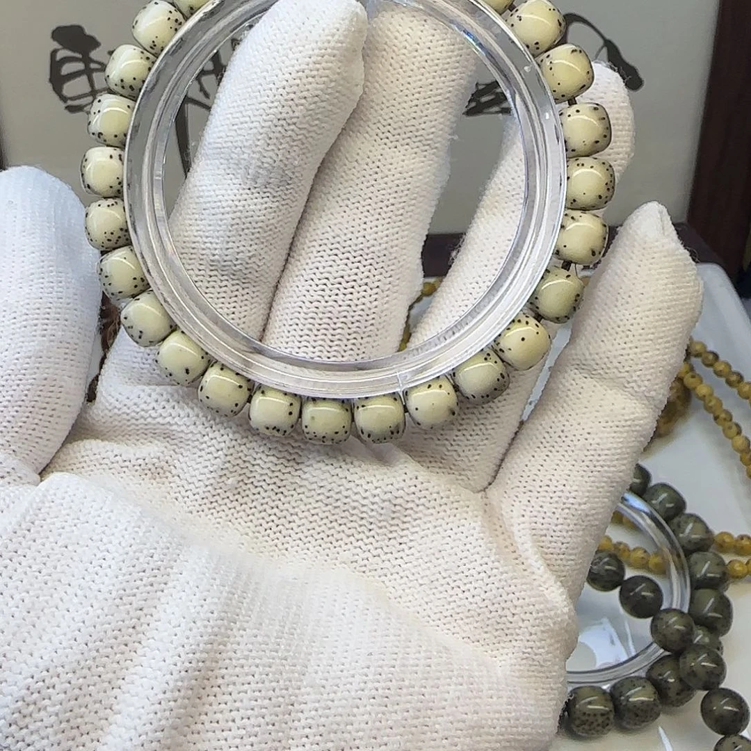 星月菩提手串卡8河豚绿包白