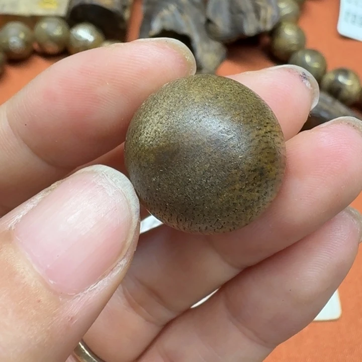 大叶紫檀（黑酸枝木类）