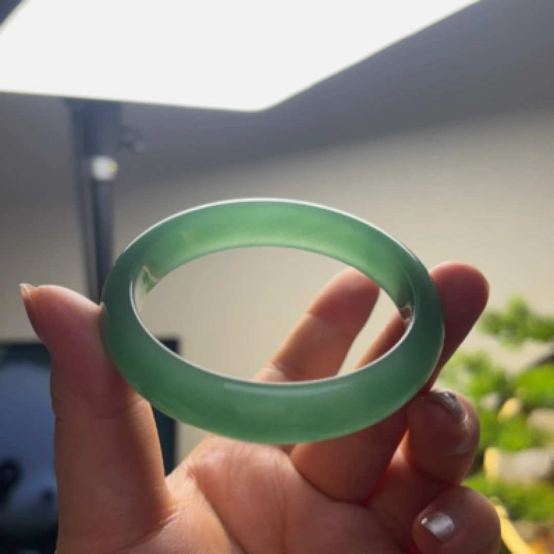 东陵玉手镯58.9圈口