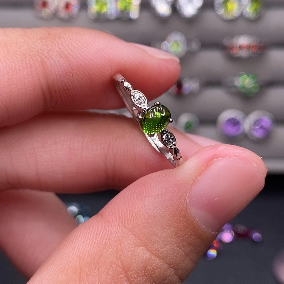 戒指银S925镶嵌透辉石