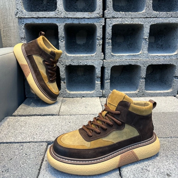 马丁靴休闲风纯色拼色工装鞋高帮休闲鞋潮流风板鞋冬季