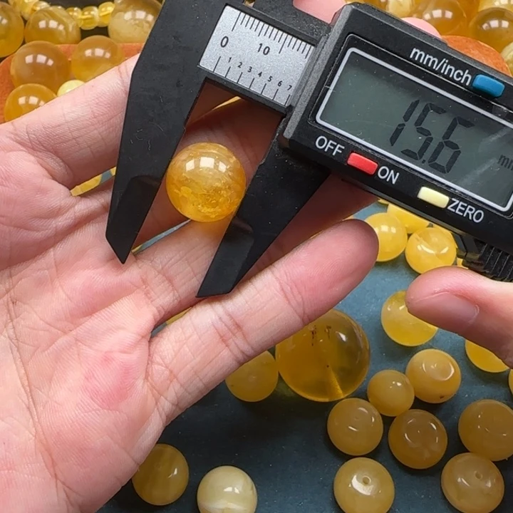蜜蜡未镶嵌珠宝奇石天然431