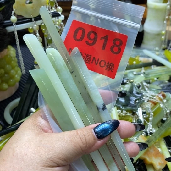 嘻***嘻蛇纹石玉未镶嵌发簪