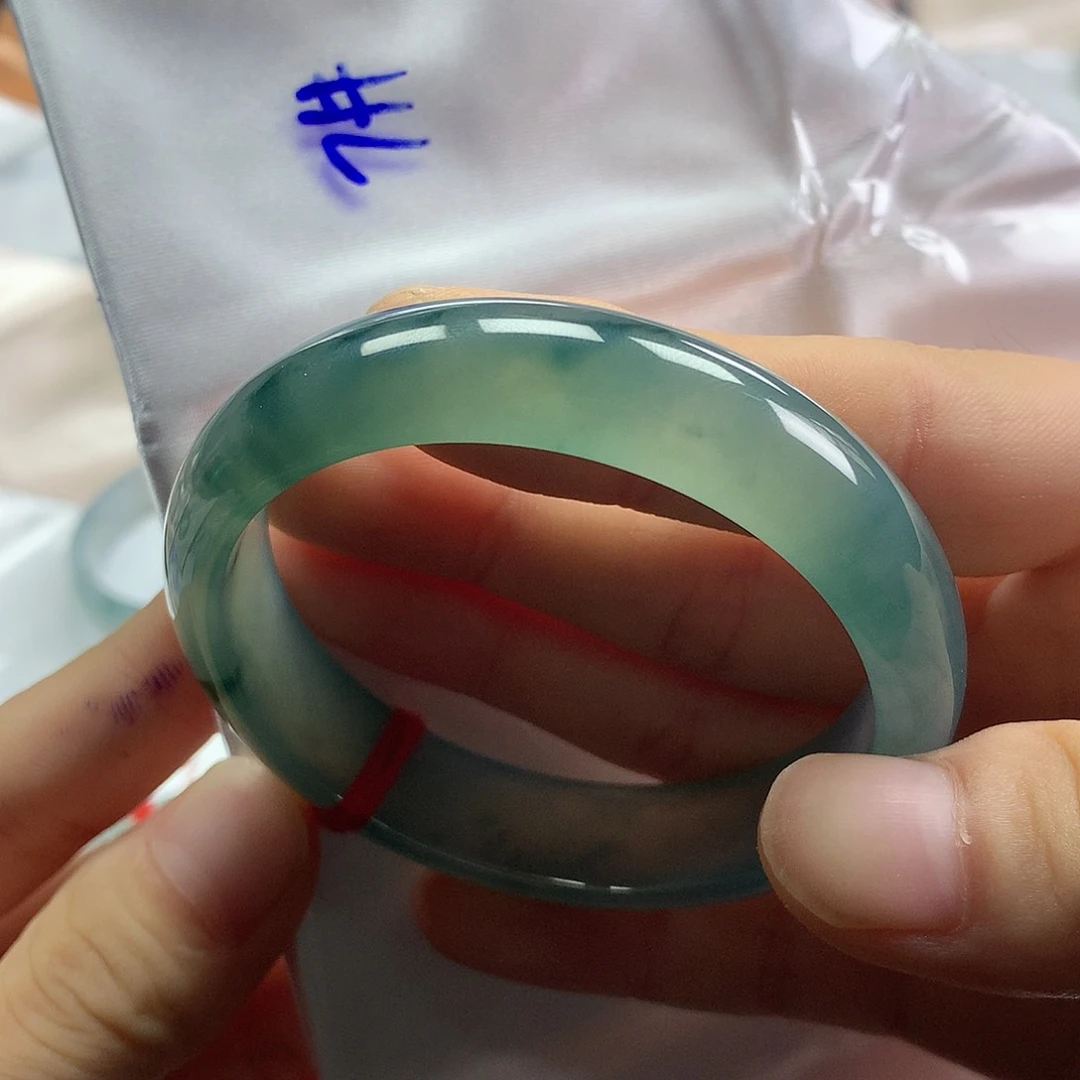 未镶嵌手镯翡翠翡翠