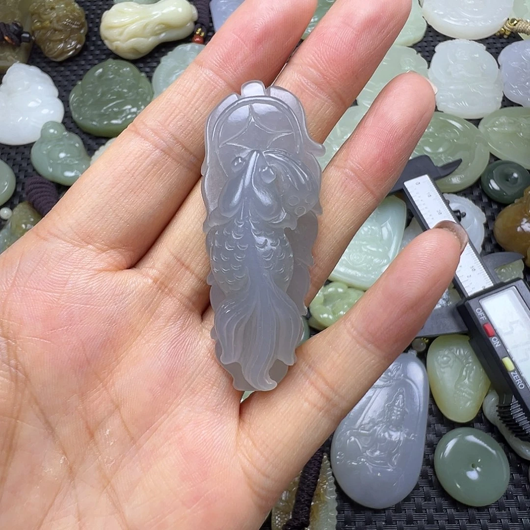 和田玉未镶嵌吊坠(赠链)卡57