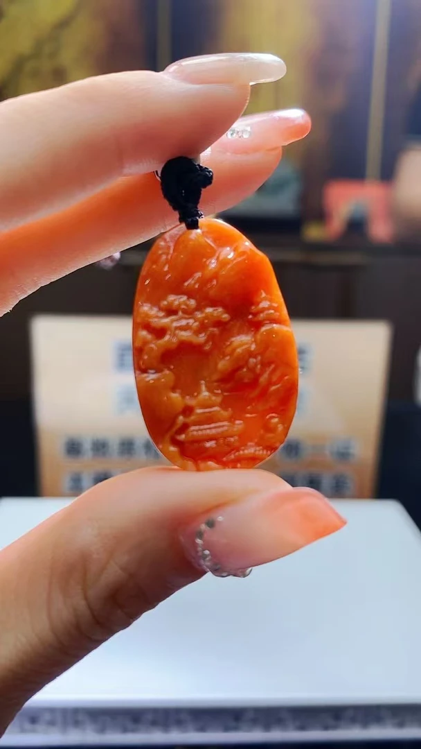 精美天然缅甸A货翡翠项坠多样性发其一