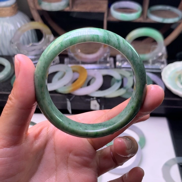 定制翡翠未镶嵌翡翠