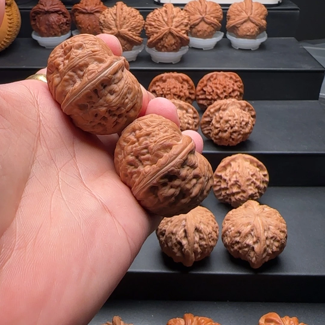 文玩核桃吊坠元宝42