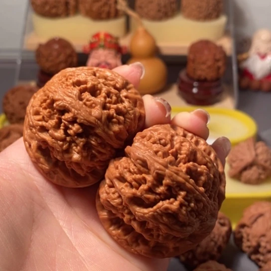 文玩核桃吊坠光****店48粗金