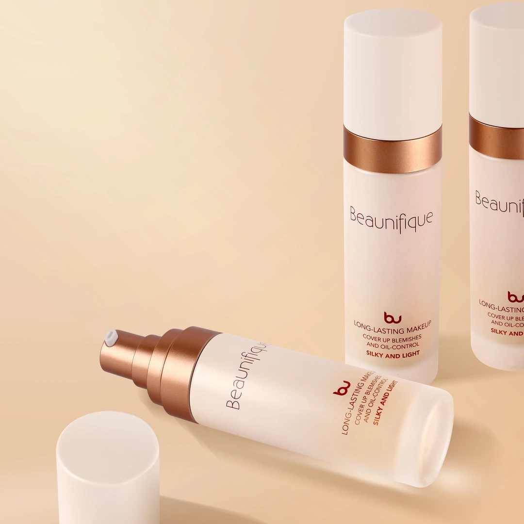 持妆养肤控油抗干精华粉底液不脱妆不卡粉