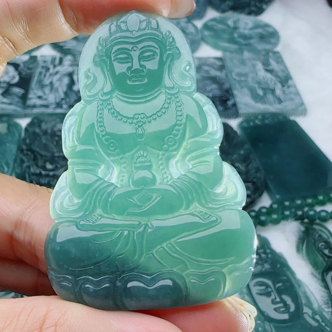 颈饰未镶嵌翡翠多样性发货天然的A货翡翠