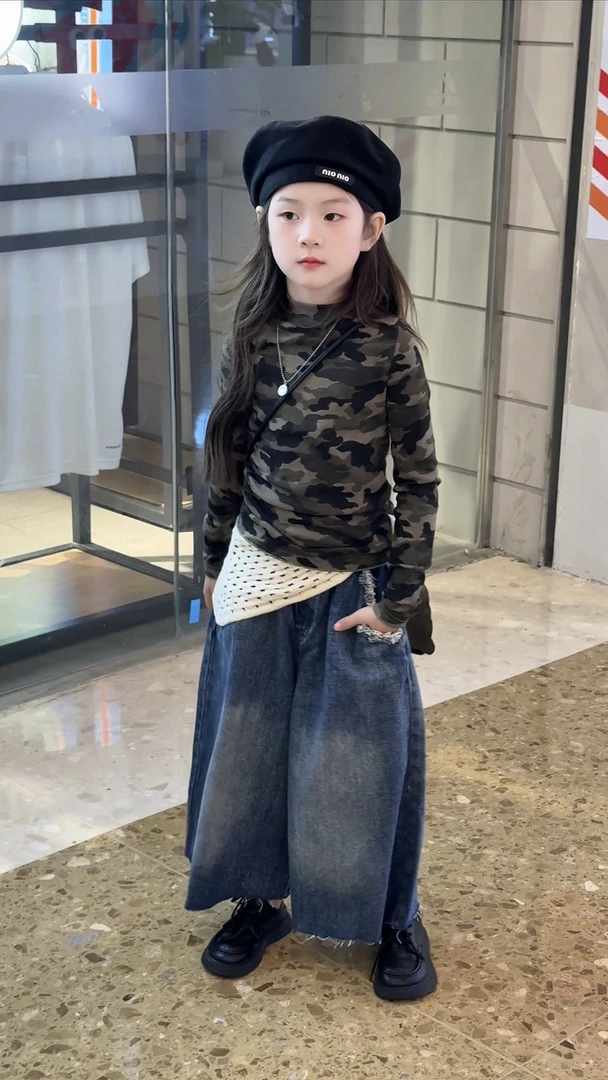 秋季新款童装女童套装韩版时尚长袖米彩T恤休闲牛仔裤两件套