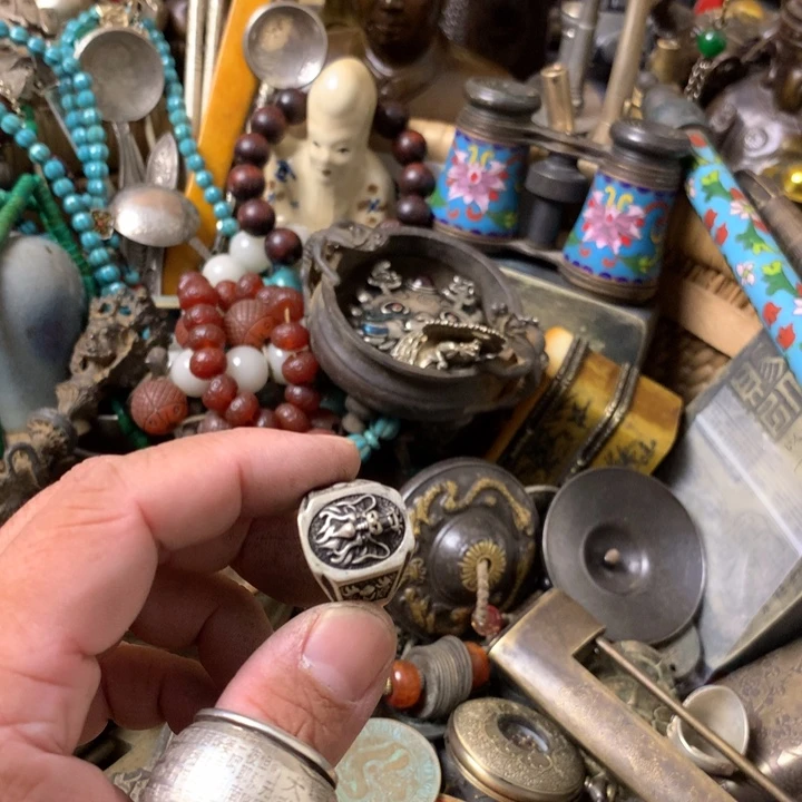 黑***_一物一拍龙头指环