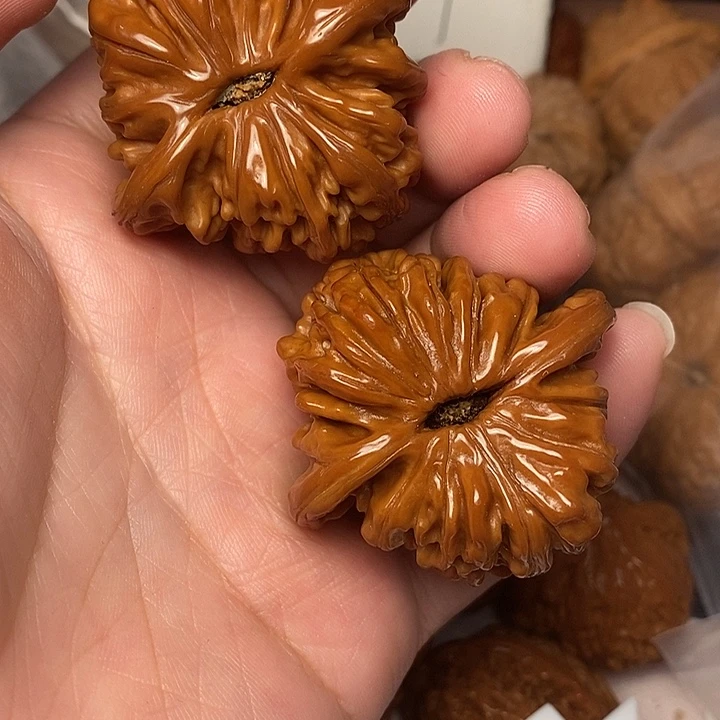 久***离把件文玩核桃四45福利