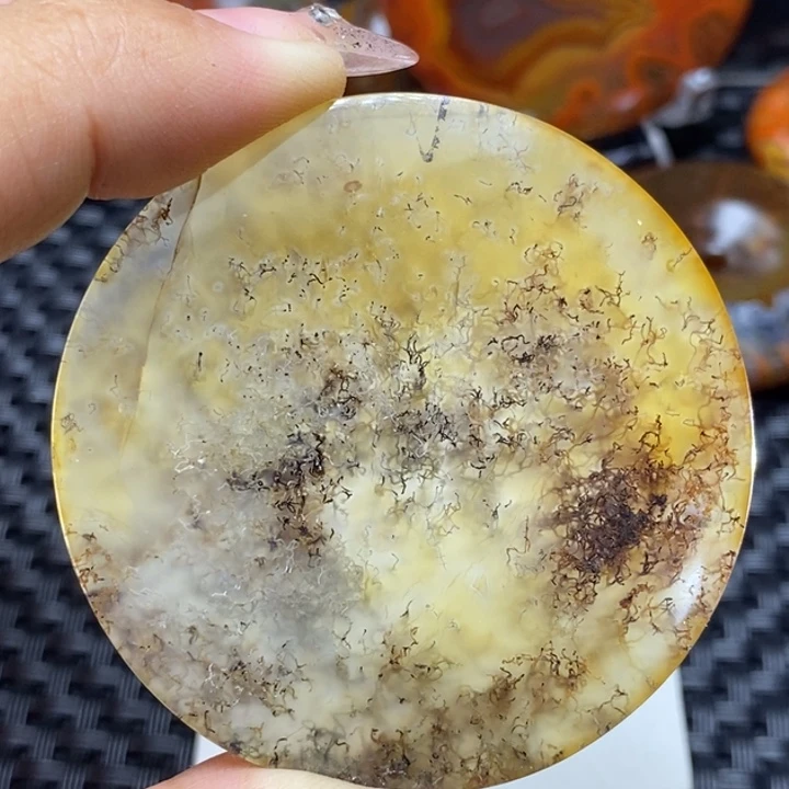 玛瑙/玉髓颈饰未镶嵌