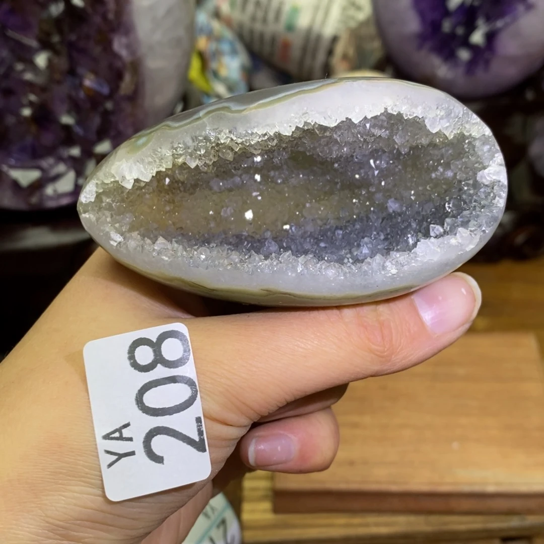 水晶大型摆件（非配饰）未镶嵌