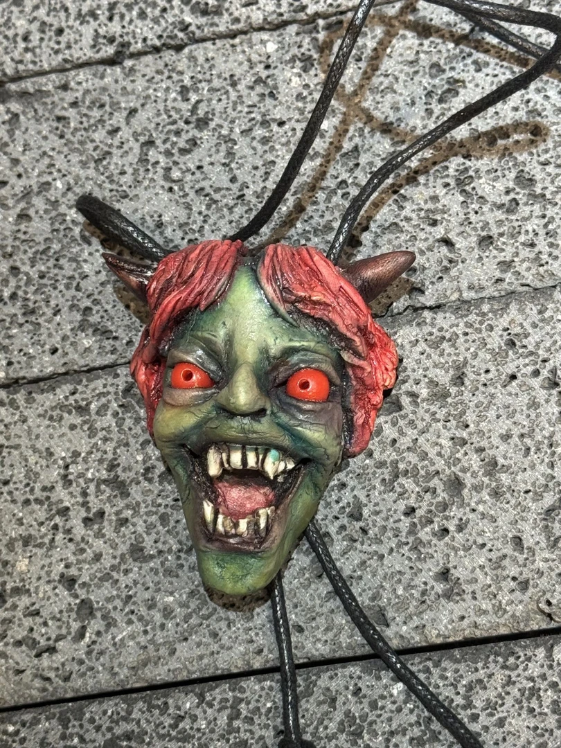 非金属树脂项链 哥特风恶魔树脂项链 曼谷艺术家手工制作