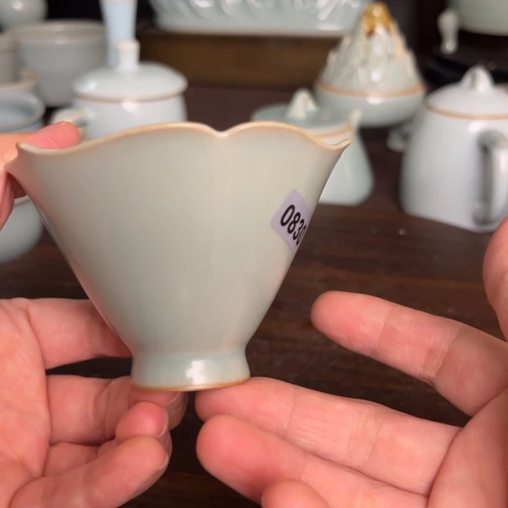 摆件花口斗笠杯kkkkkkkkkkkkll