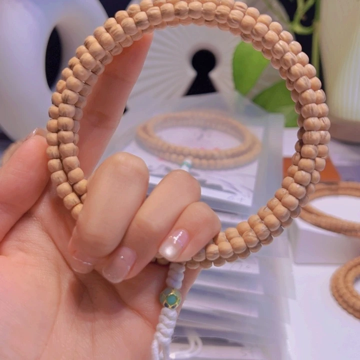 红***星柏香籽/百香籽吊坠