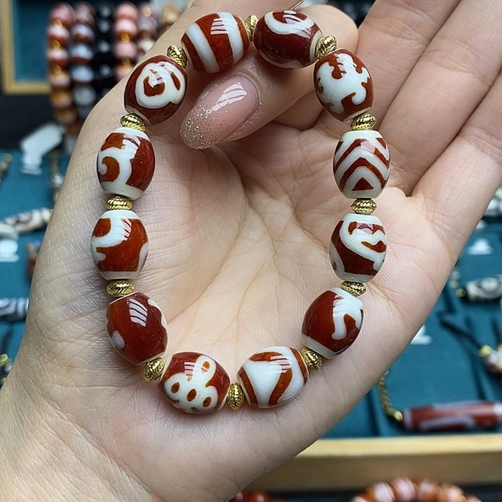 玛瑙/玉髓（覆膜）颈饰合金