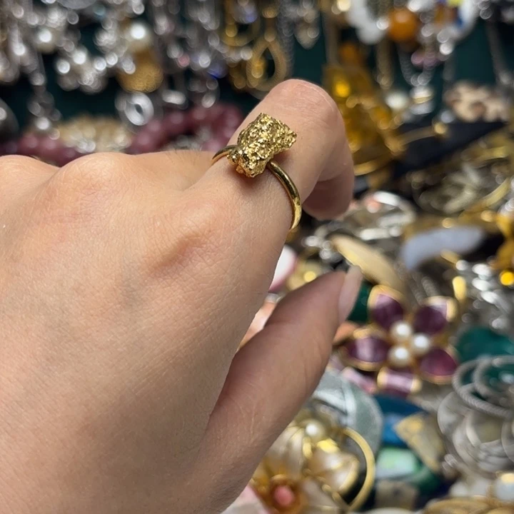 贝壳中古饰品 中古饰品