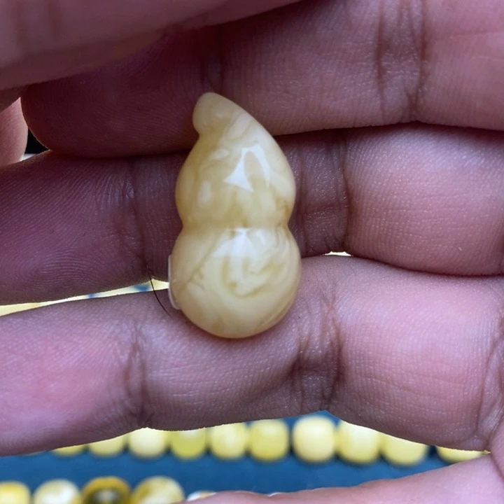 未镶嵌琥珀裸石52号14*26俄料浓蜡妖花葫芦