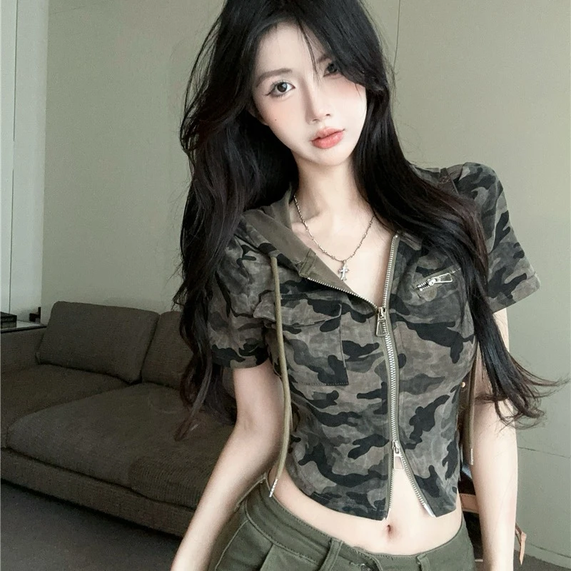 夏季新款时尚复古气质辣妹风短款迷彩连帽款拉链开衫短袖女t恤