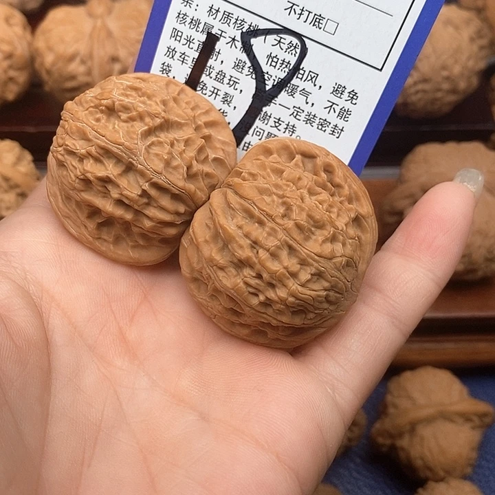 桃核吊坠磨盘狮子头38-39