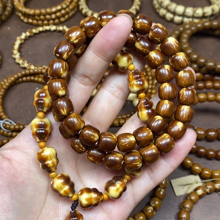 春***愁手串紫金鼠老型加花皮葫芦