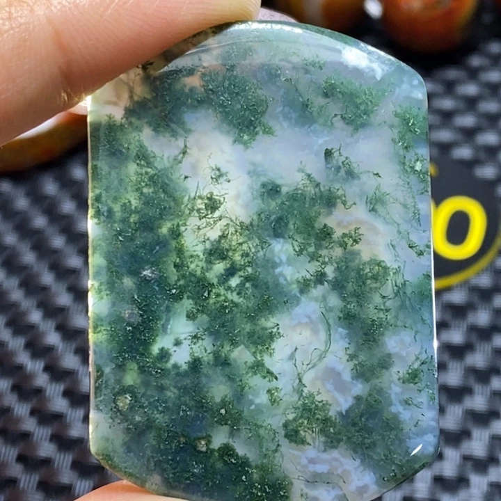 玛瑙/玉髓颈饰未镶嵌葫**子