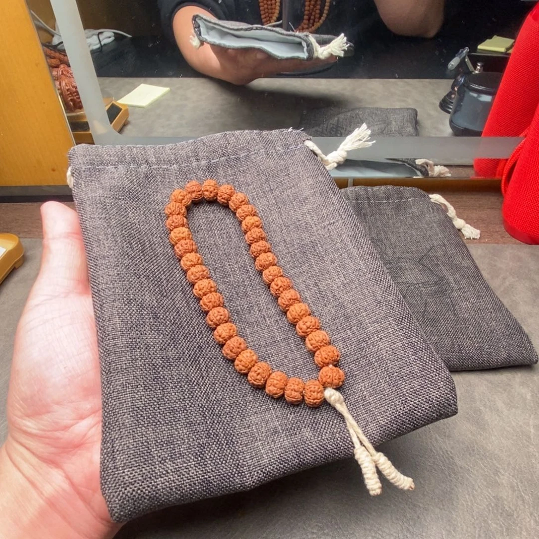 青***青金刚菩提吊坠老树王