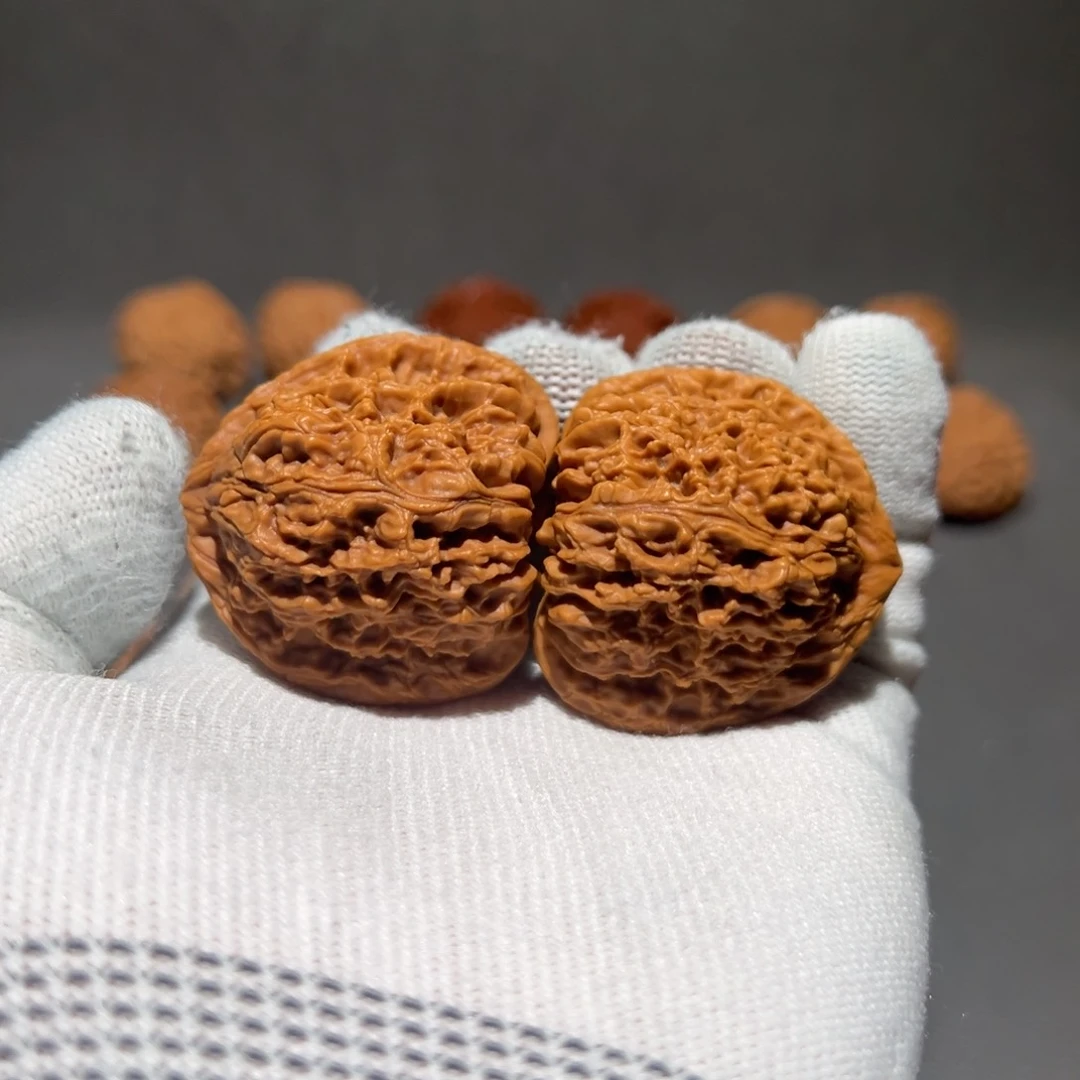 桃核把件汇****鲜正杨南疆石