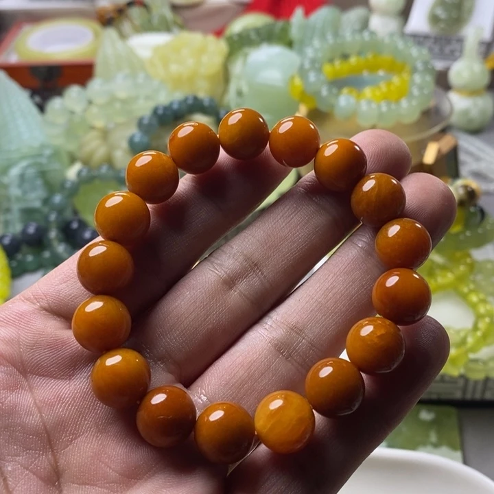 未镶嵌蛇纹石玉颈饰
