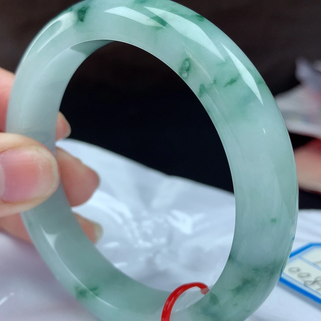 未镶嵌手镯翡翠89121，