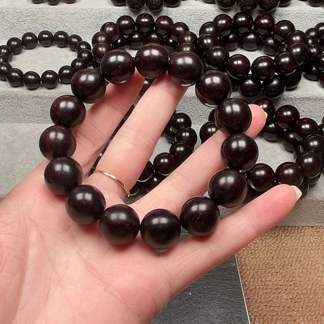 檀香紫檀（小叶紫檀）淡**尘