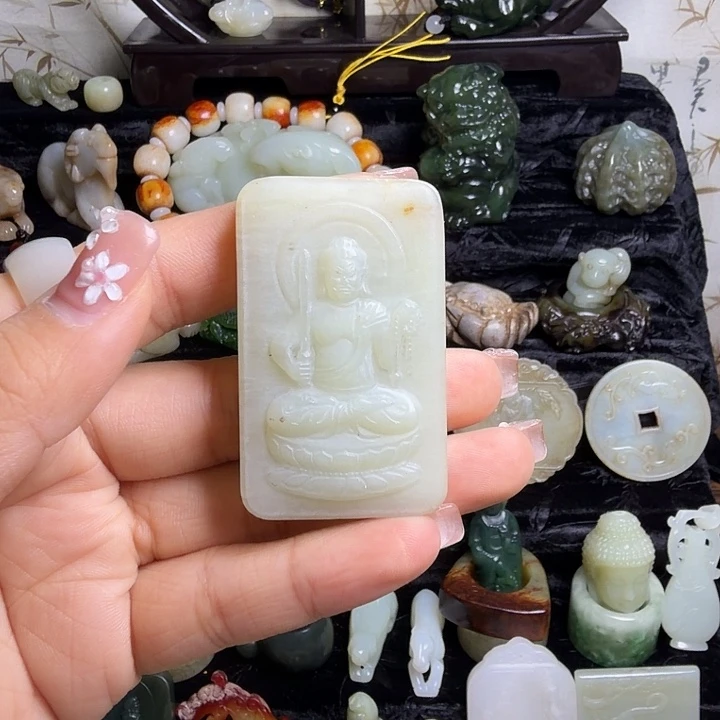 和田玉（糖玉）未镶嵌颈饰