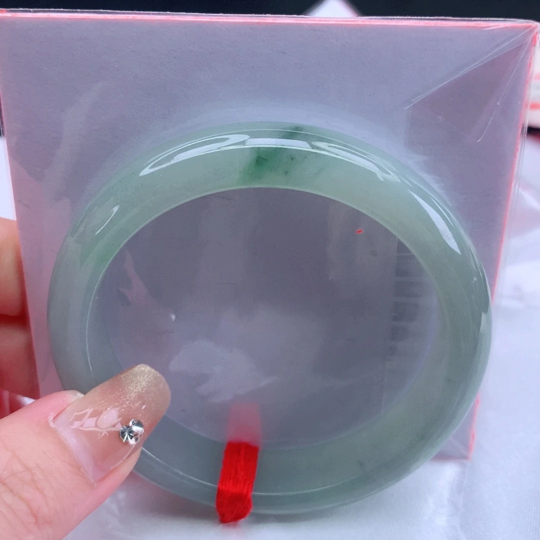 翡翠手镯未镶嵌缅甸天然A货翡翠