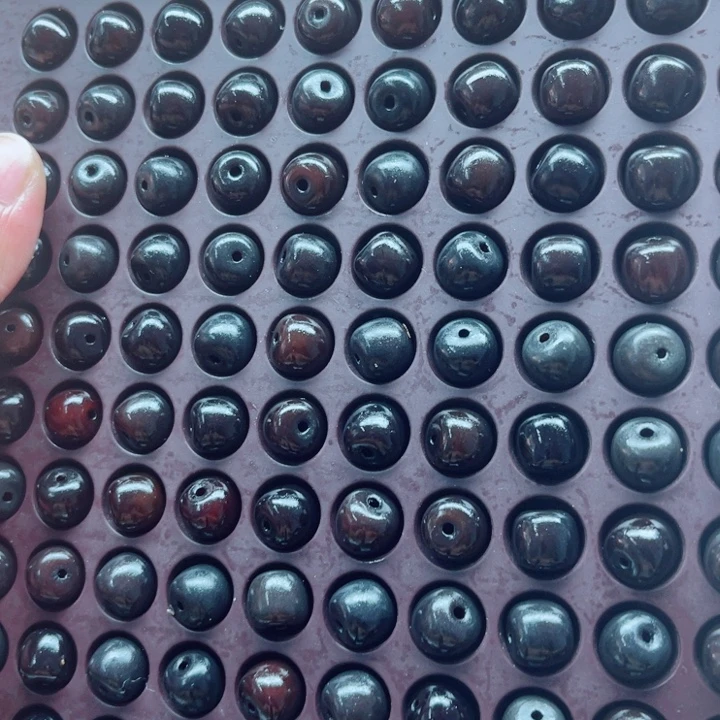 手串白玉菩提瑕疵11-10黑加仑桶珠150颗
