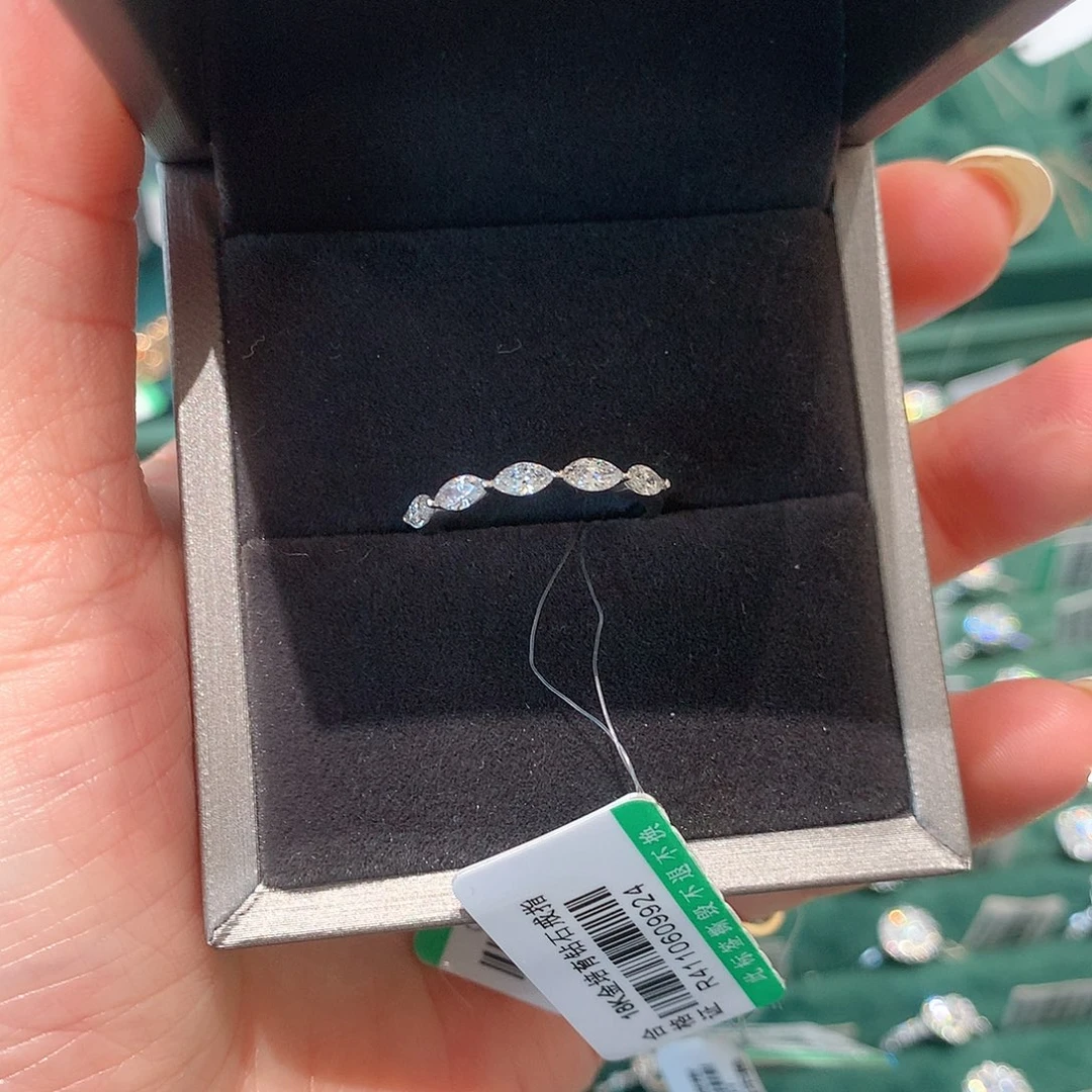 实验室培育钻石项链18K金镶嵌12圈