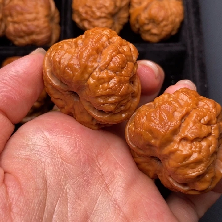 文玩核桃吊坠秦岭核桃