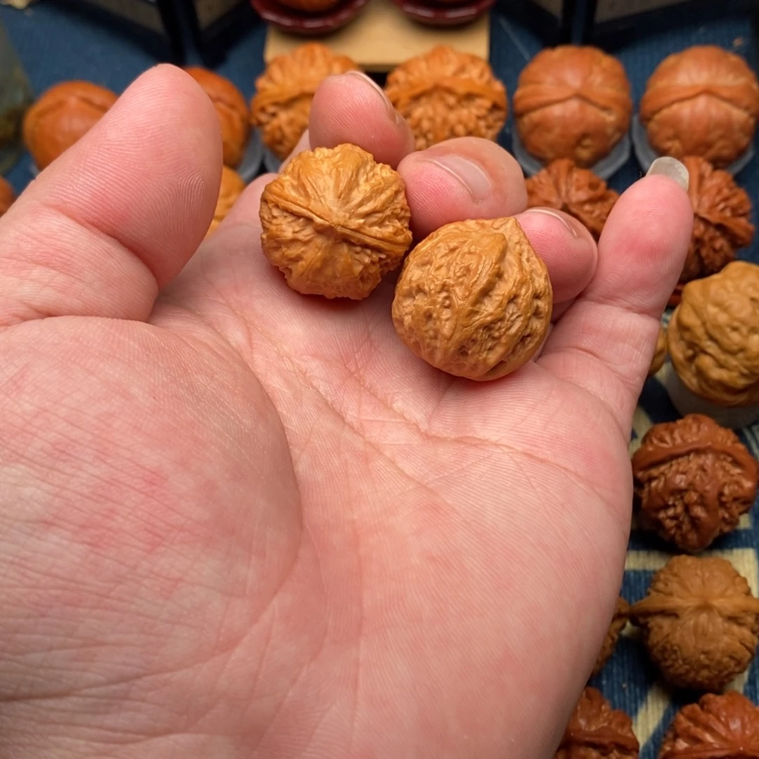 把件文玩核桃小粗筋