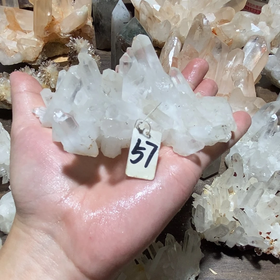 水晶原石摆件未镶嵌水晶光**界