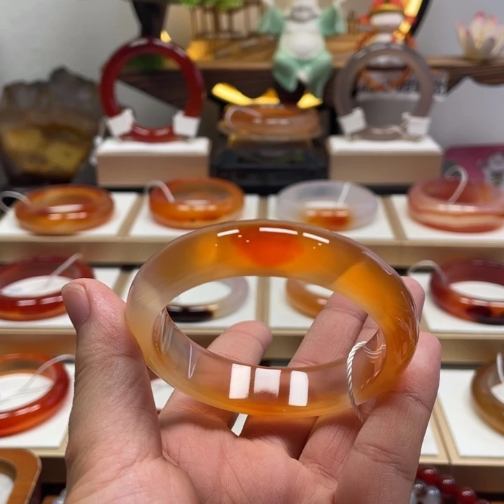 玛瑙/玉髓未镶嵌手镯