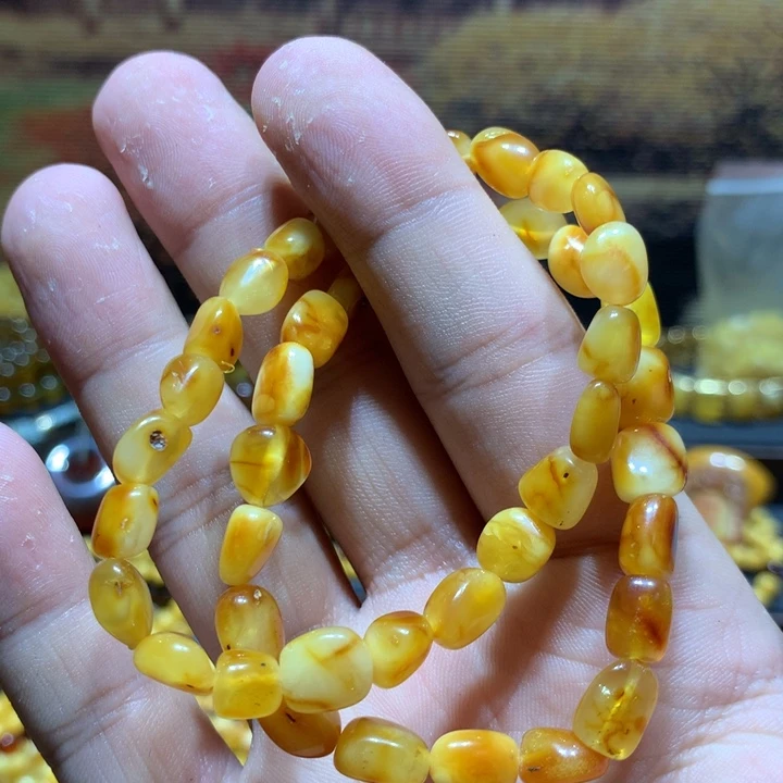 琥珀未镶嵌珠宝奇石多样性发其一