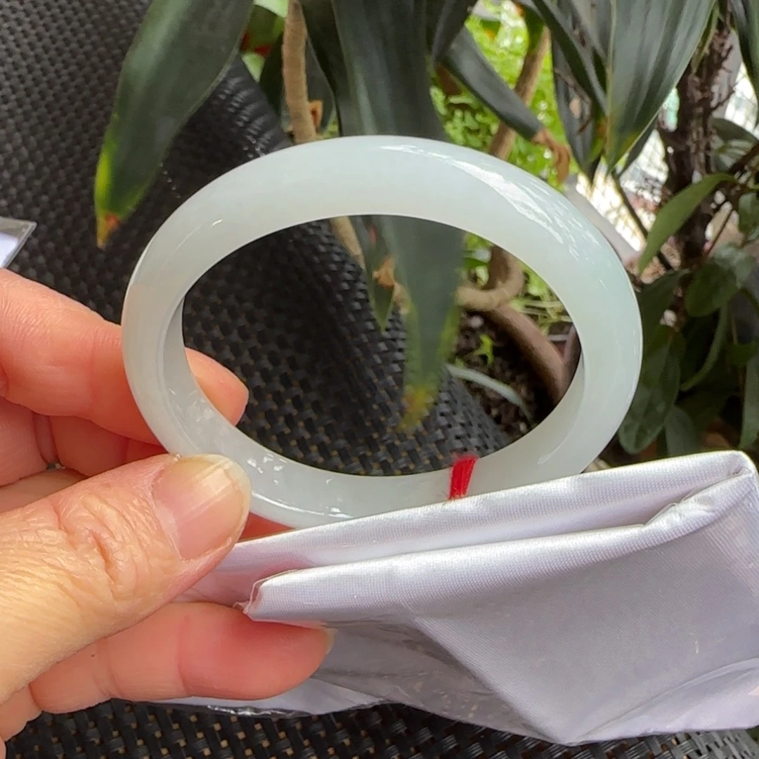 翡翠未镶嵌手镯54.5贵妃手镯