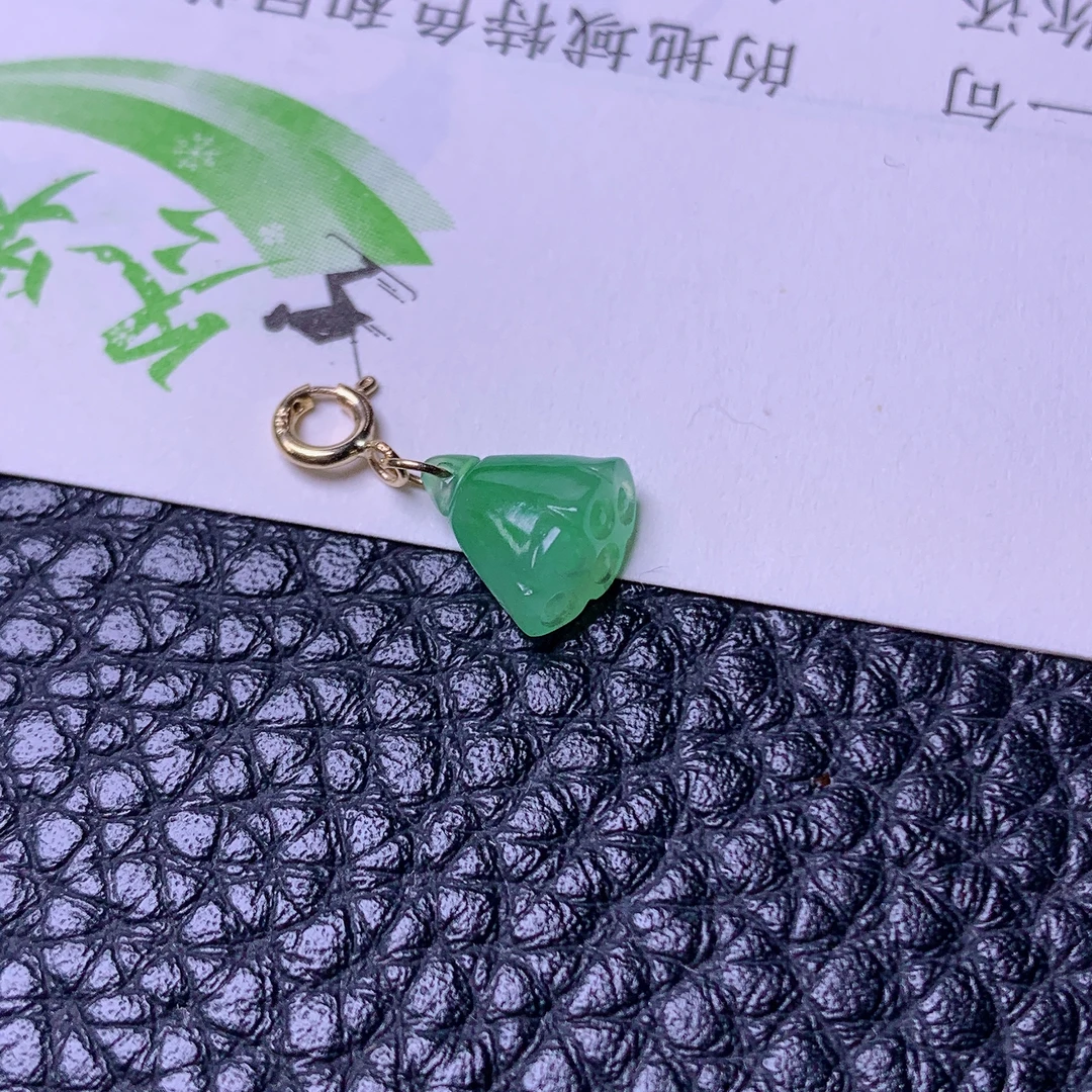 天然缅甸a货翡翠满绿阳绿小莲蓬小提溜玉吊坠18k金扣8.5/7.5/4
