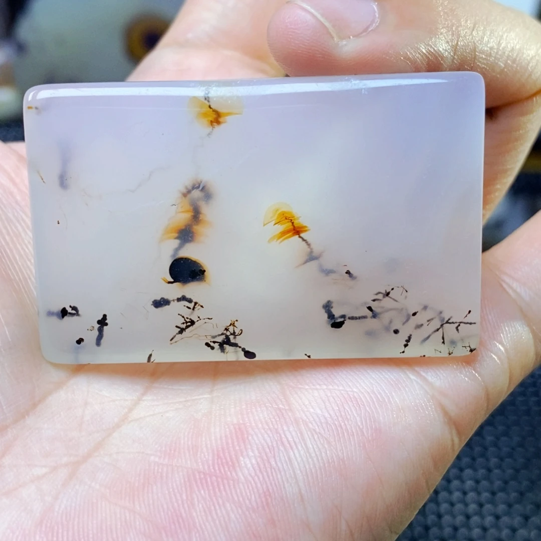 玛瑙/玉髓未镶嵌珠宝奇石