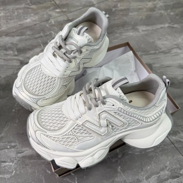 356【这款鞋后跟不突出】女款夏季老爹透气薄网厚底鞋