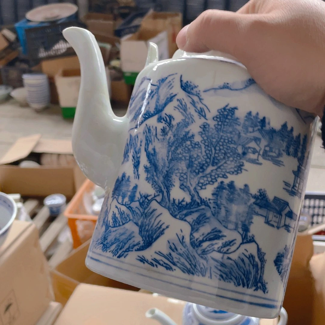 摆件景德镇青花玲珑瓷