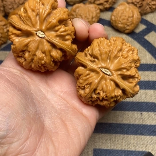 吊坠文玩核桃球筋49